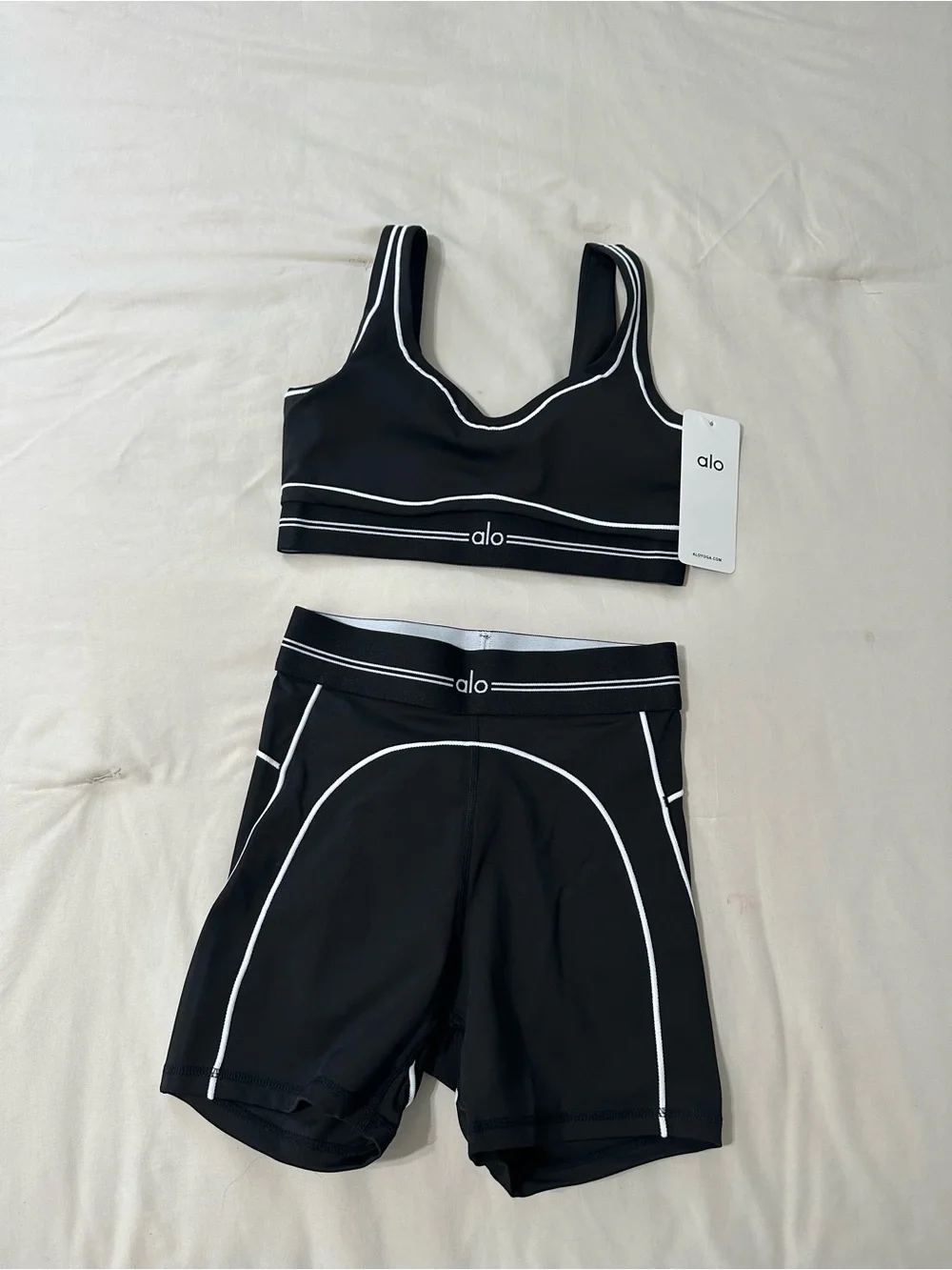 ALO Yoga Black Shorts with White Piping Girls' Athletic Bike Shorts